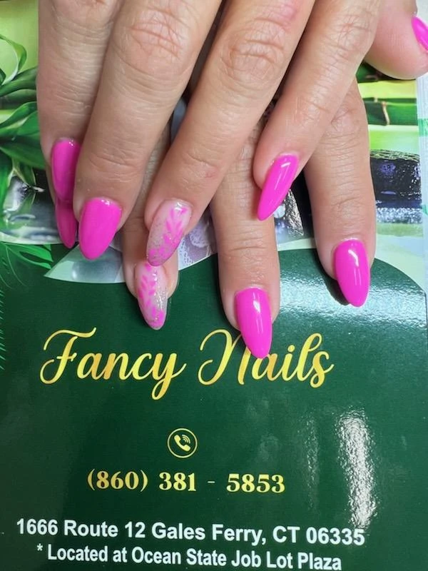 Trending August Nail Looks